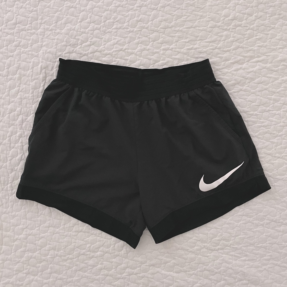 Nike Shorts  - S